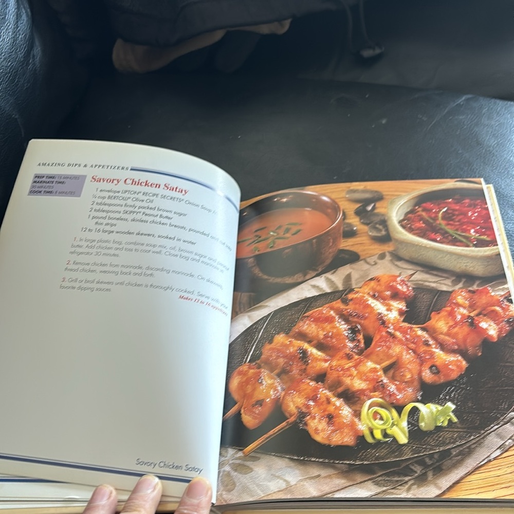 RECIPE BOOK - Picture 7 of 8